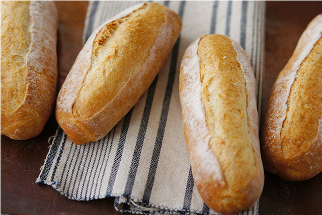 フランスパンの画像